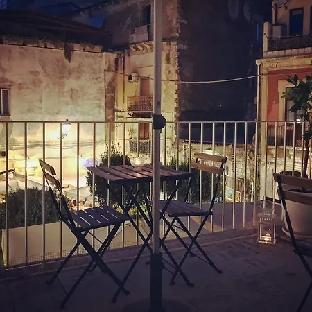 雷吉纳尔公寓 4*