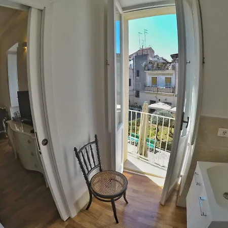 La Residenza Del Reginale Bed & Breakfast *