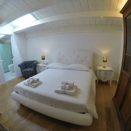 La Residenza Del Reginale Bed & Breakfast *